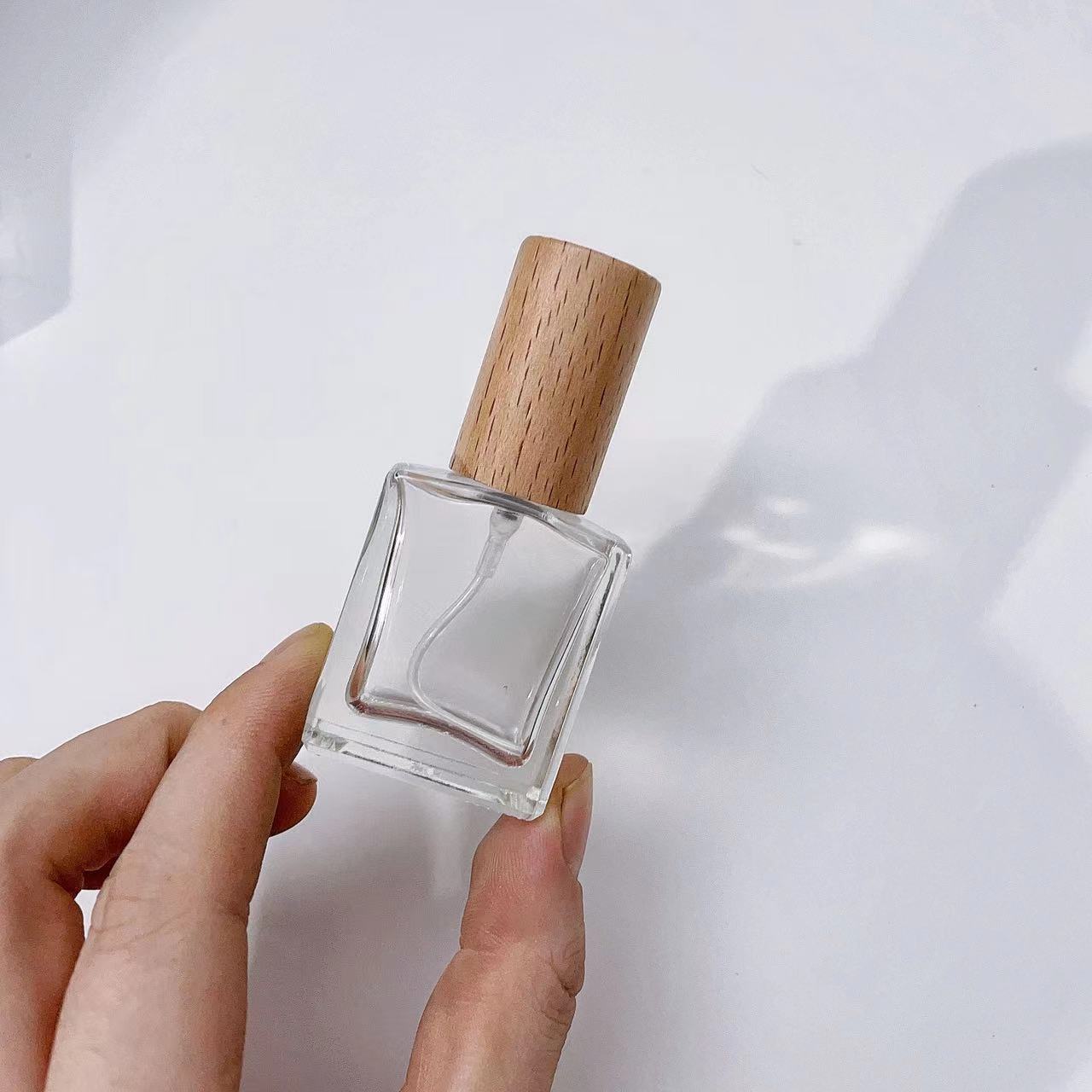 나무 뚜껑이 있는 투명한 두꺼운 유리 향수 스프레이 병 - Perfume Fragrance Gallon 리뷰 및 가격